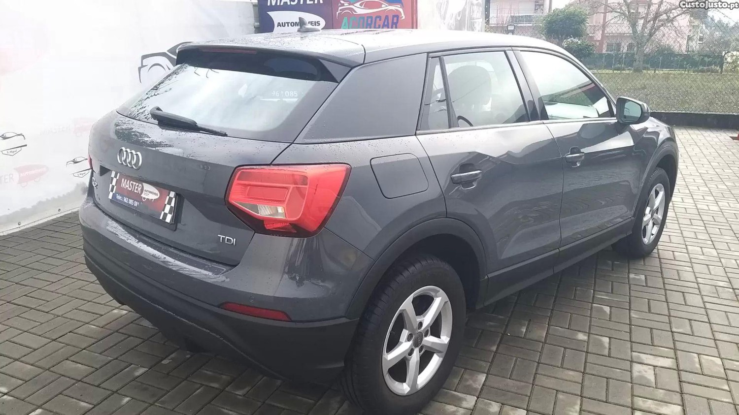 Audi Q2 1.6 tdi design — fotografia 4