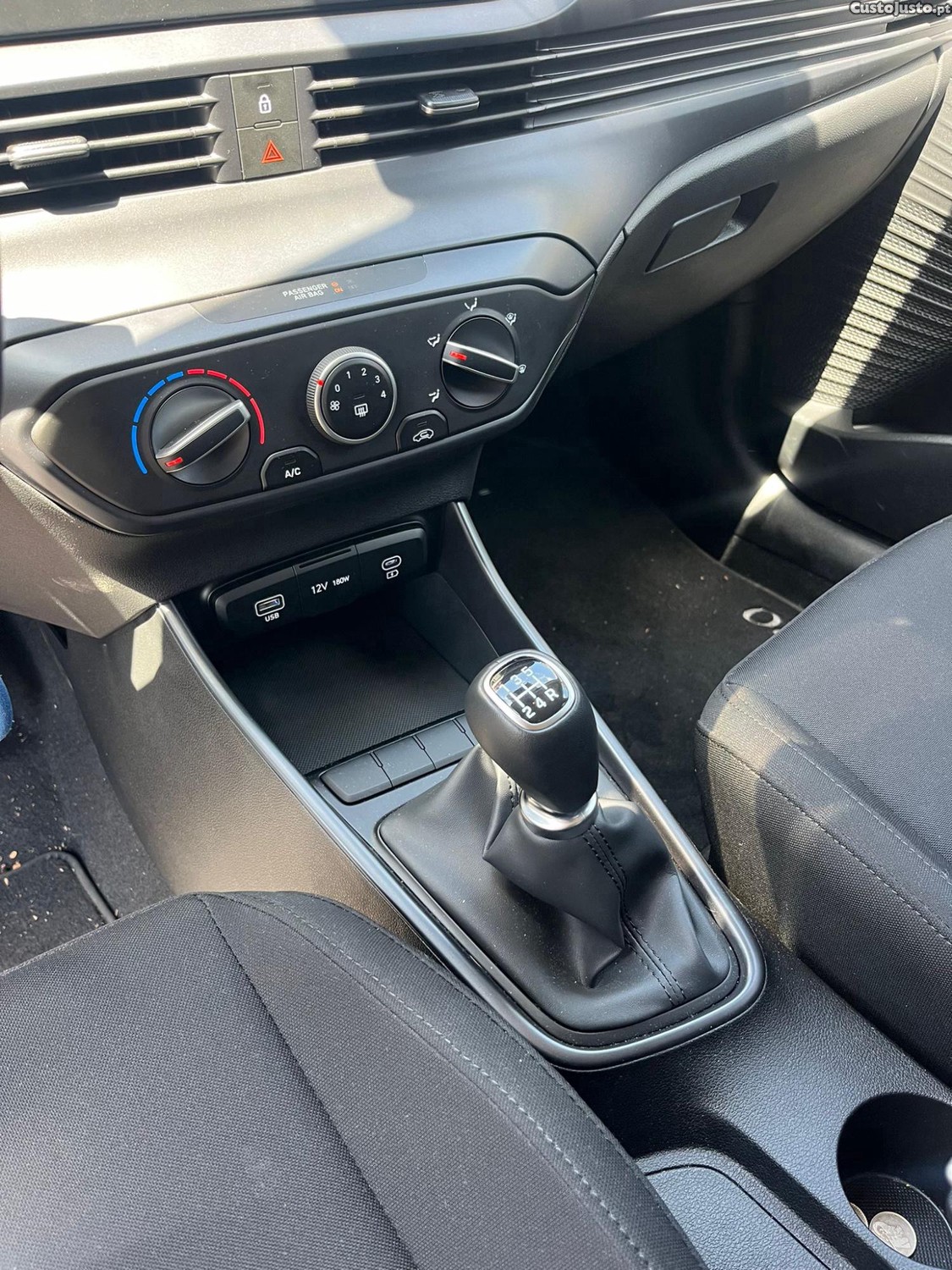 Hyundai i20 1.2 comfort — fotografia 6