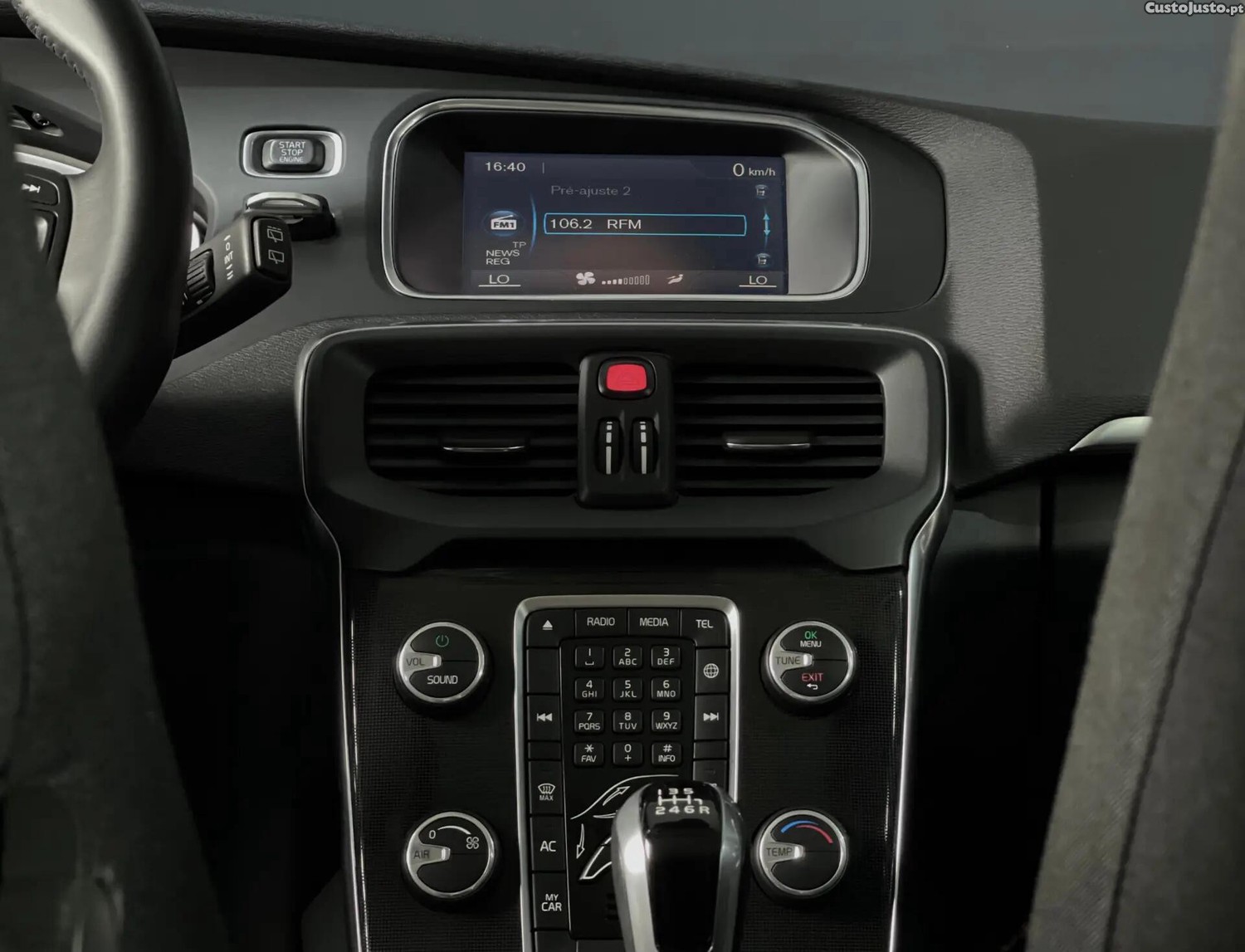 Volvo V40 2.0 D2 Kinetic Eco — fotografia 4