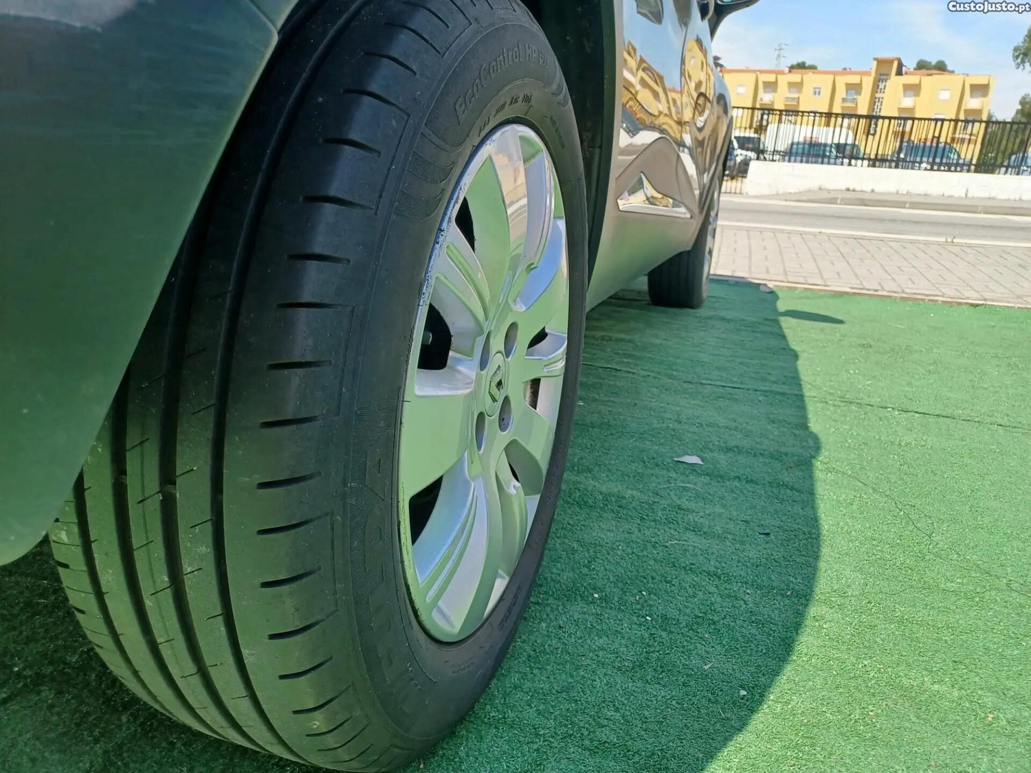 Renault Captur 0.9 TCE — fotografia 9