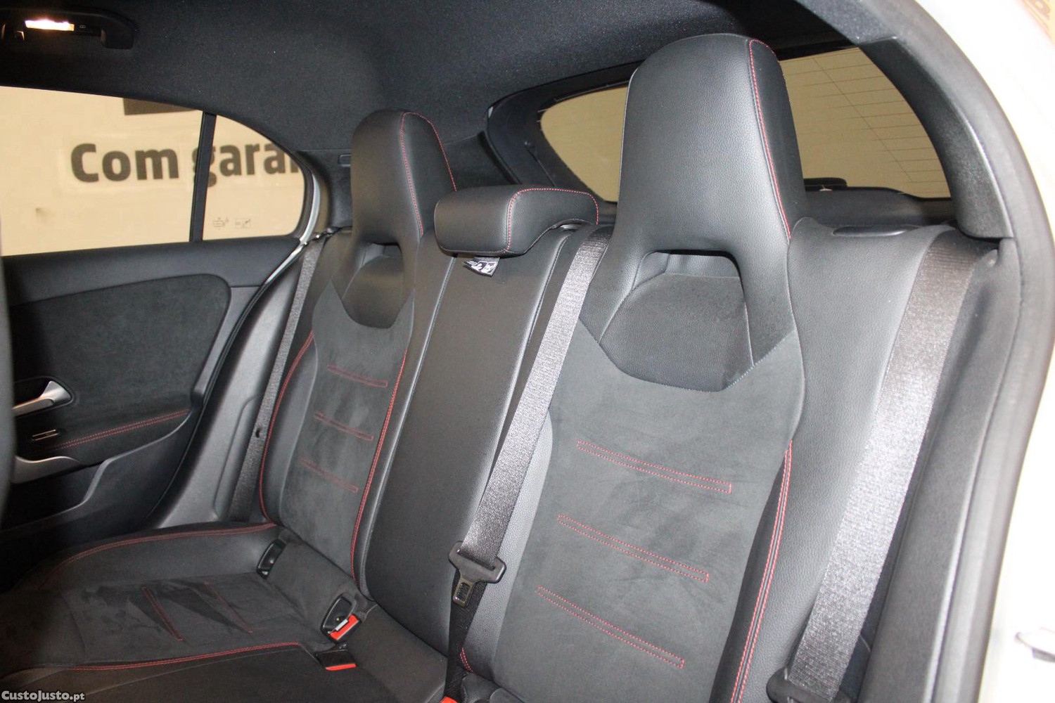 Mercedes-Benz A 250 E AMG PLUGIN (AUTO) — fotografia 15