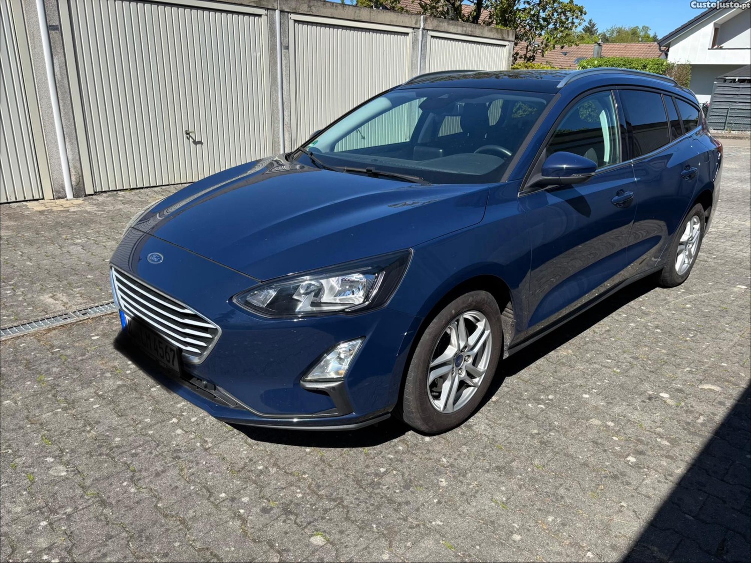 Ford Focus 1,5 d EcoBlue — fotografia 4