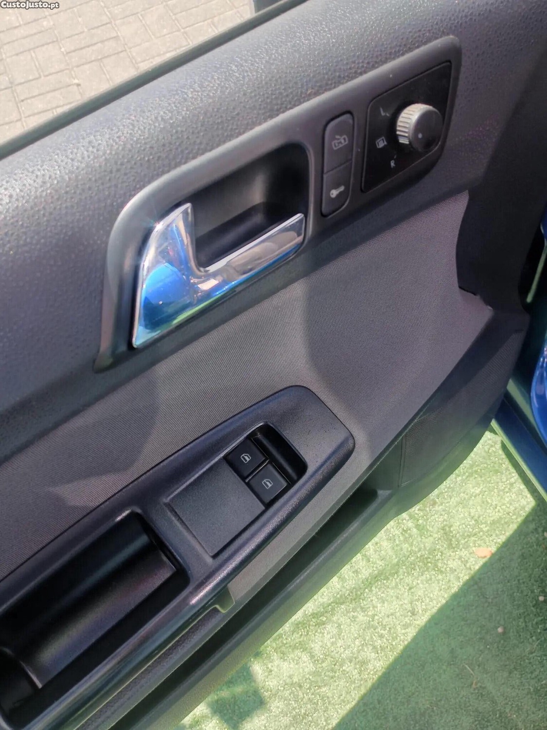 Volkswagen Polo 1.4 TDi Confortline — fotografia 5