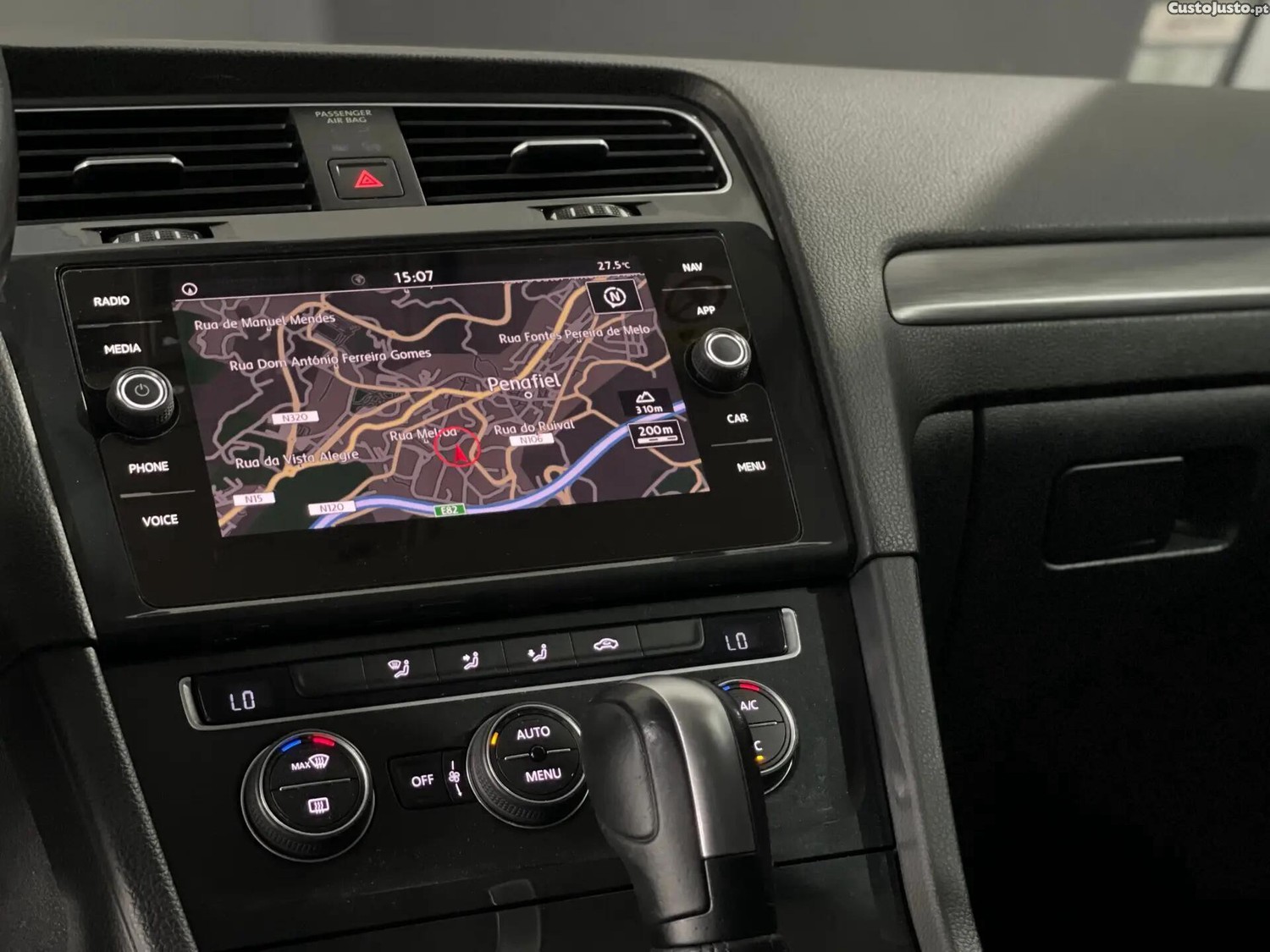 Volkswagen Golf 1.5 TSI Stream DSG — fotografia 7