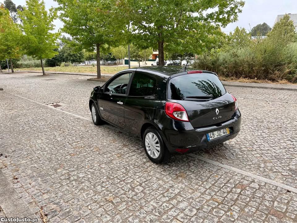Renault Clio III 1.5DCI c/ac Comercial/1 dono — fotografia 6