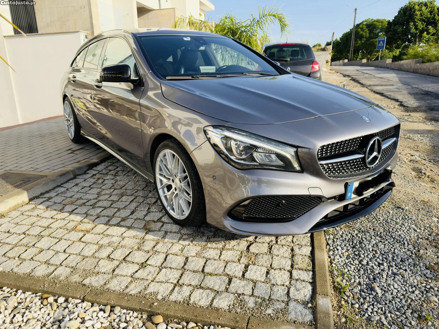 Mercedes-Benz CLA 200 Amg line — fotografia 9