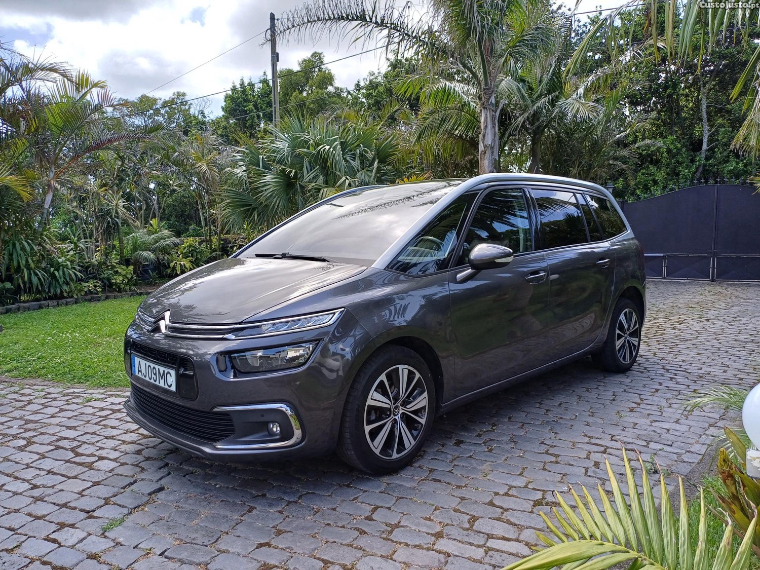 Citroën C4 Grand Picasso — photo 2