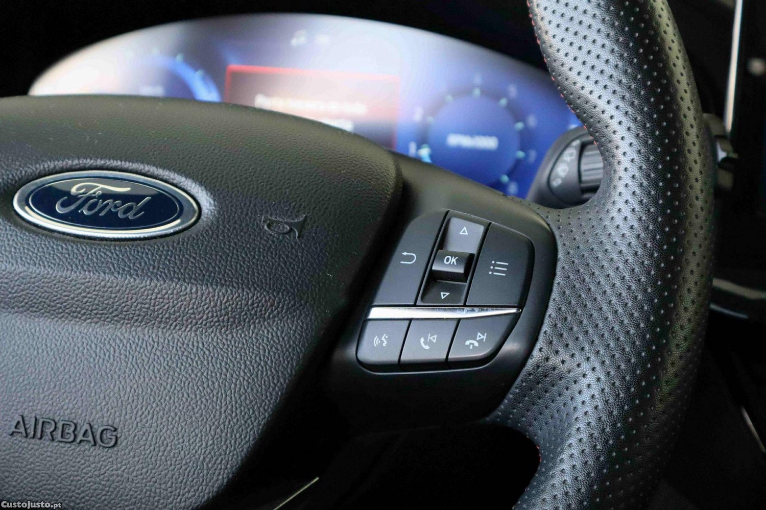 Ford Focus SW 1.0 EcoBoost MHEV ST-Line — fotografia 14