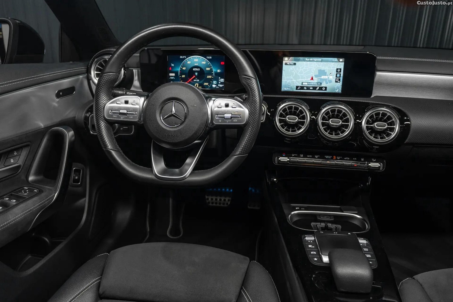 Mercedes-Benz CLA 250 e Shooting Brake AMG Line — fotografia 19