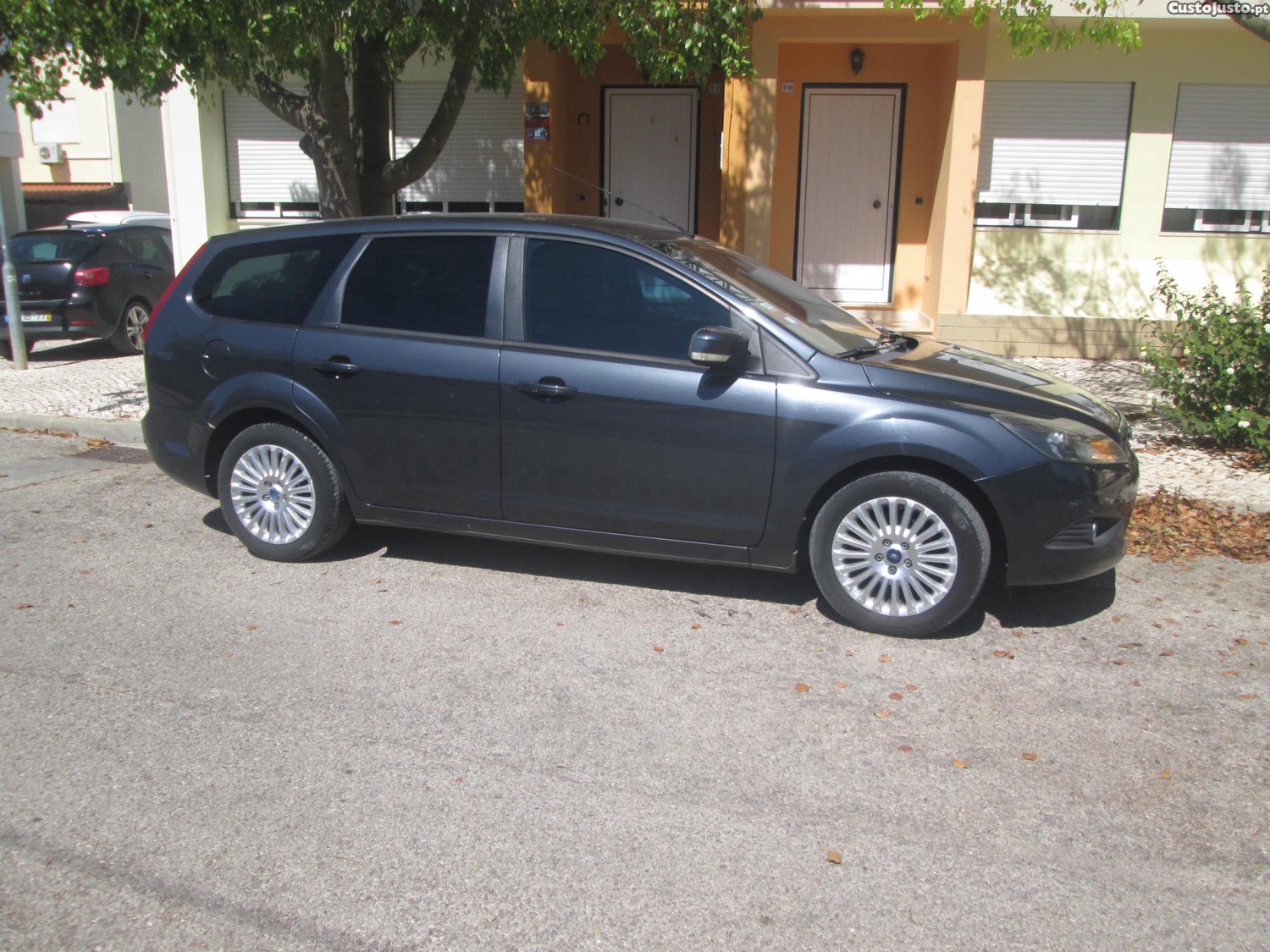 Ford Focus 1.6 Tdci — fotografia 5