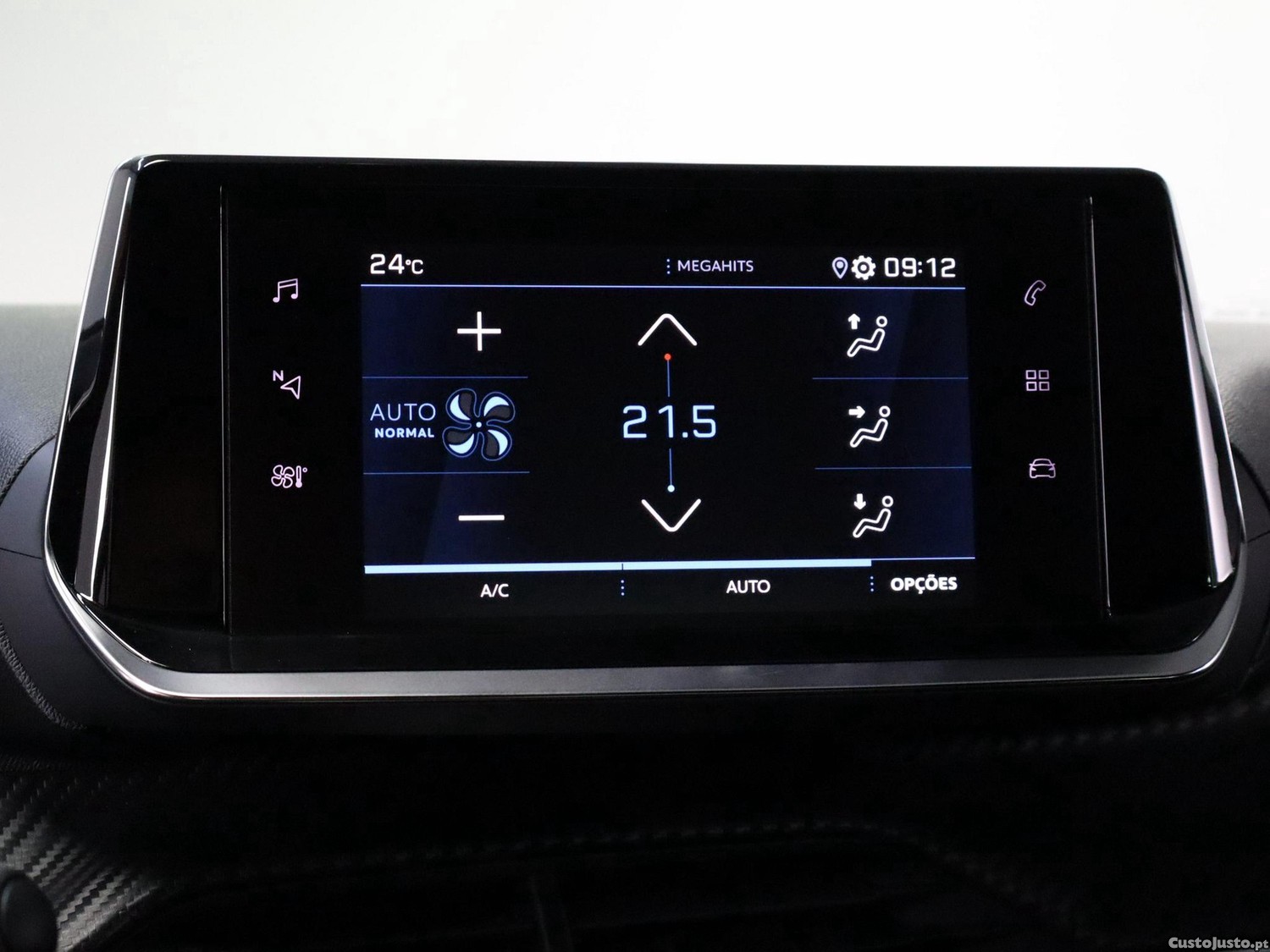 Peugeot 2008 1.5 BlueHDi Active EAT8 — fotografia 7