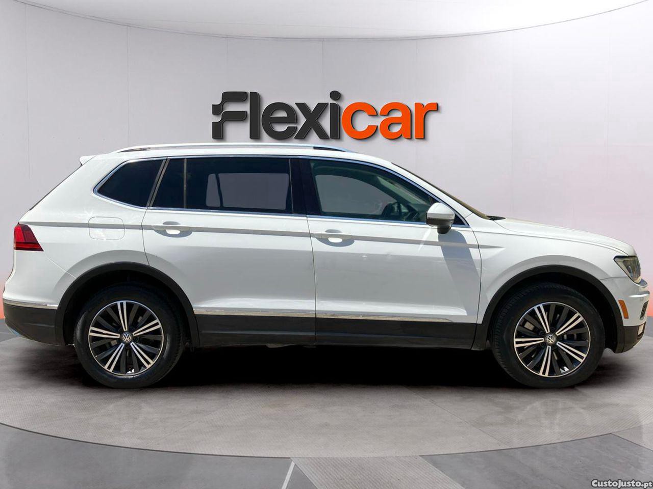 Volkswagen Tiguan 2.0 TSI 4Motion DSG Life — fotografia 13