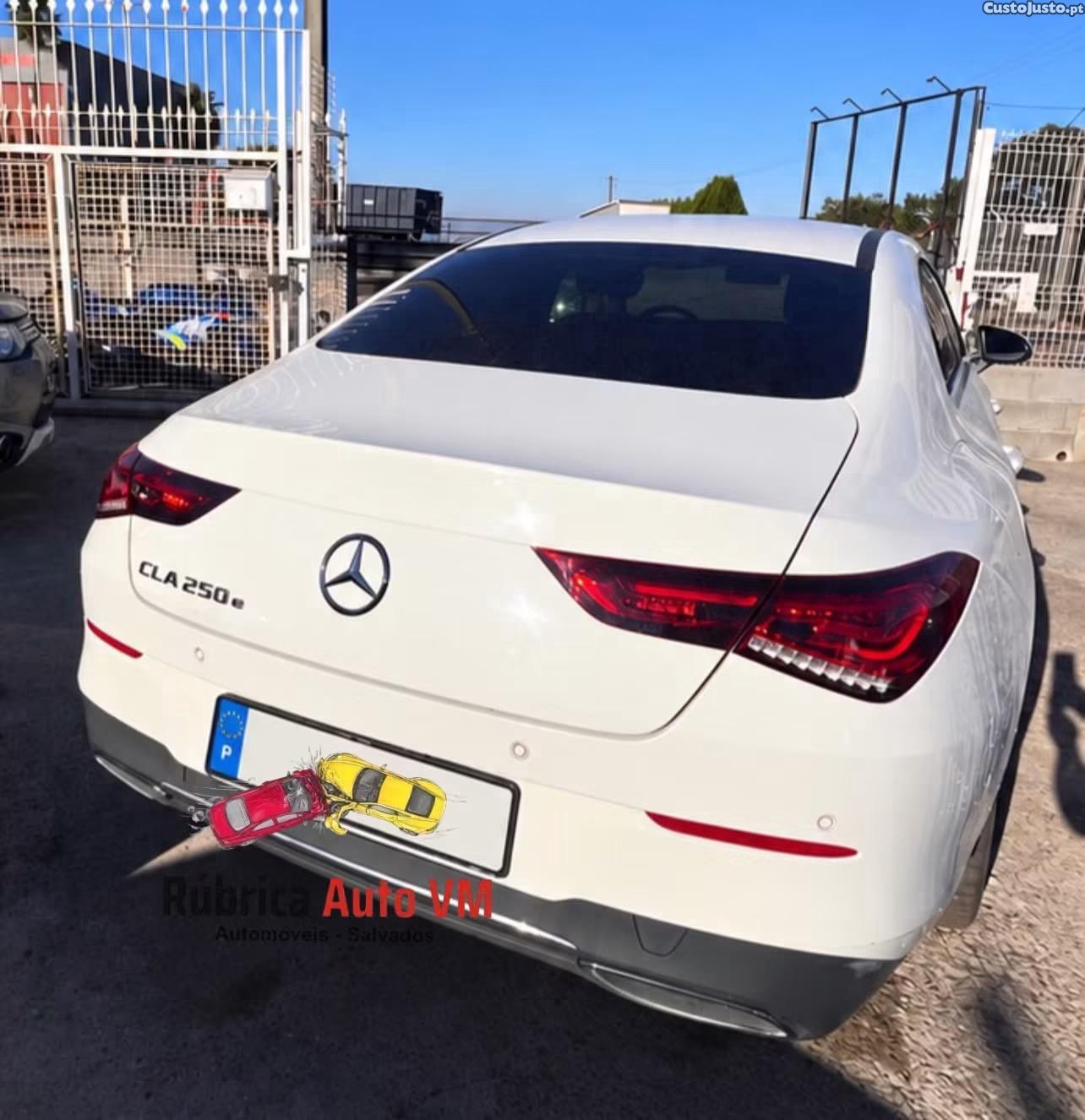 Mercedes-Benz C 250 CLA 250 e — fotografia 7