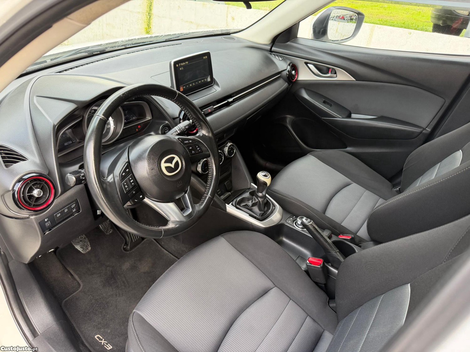 Mazda CX-3 1.5 SKYACTIV — fotografia 8