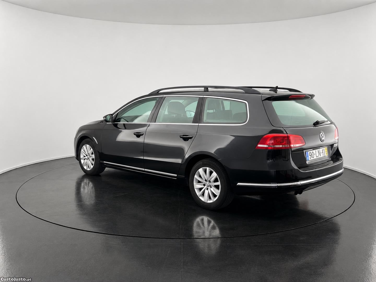 VW Passat 2.0TDI (AUTO) - 11 foto 3