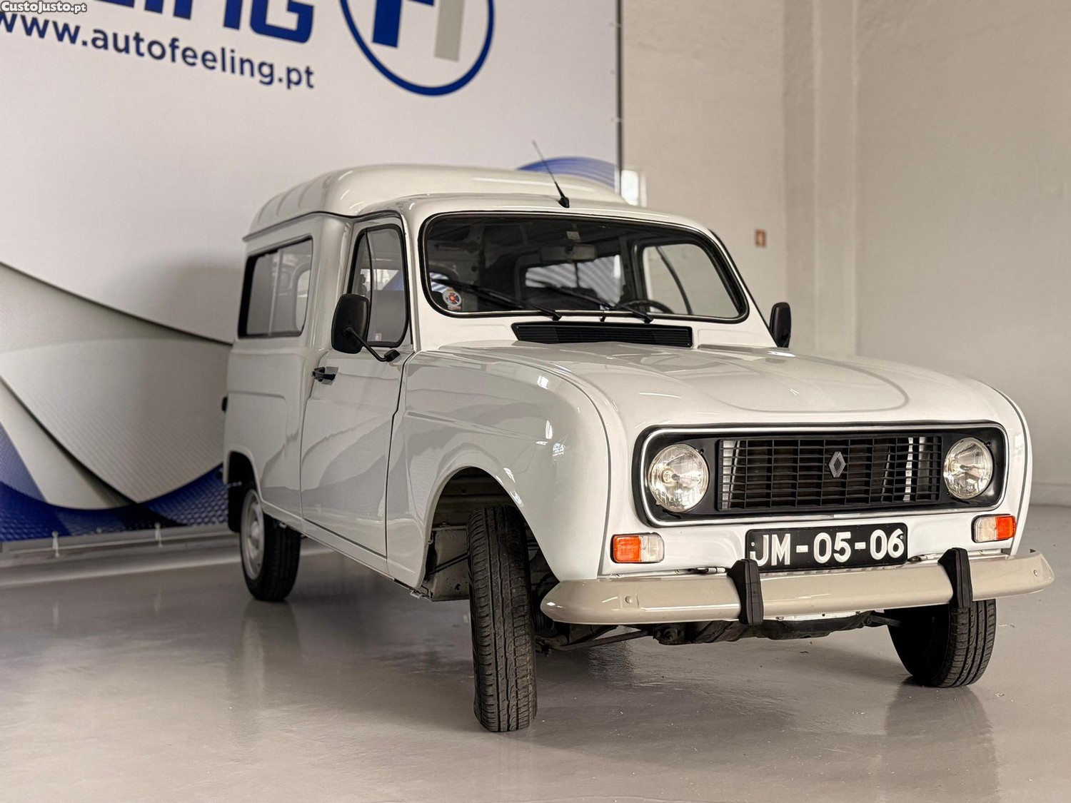 Renault 4 F — fotografia 9