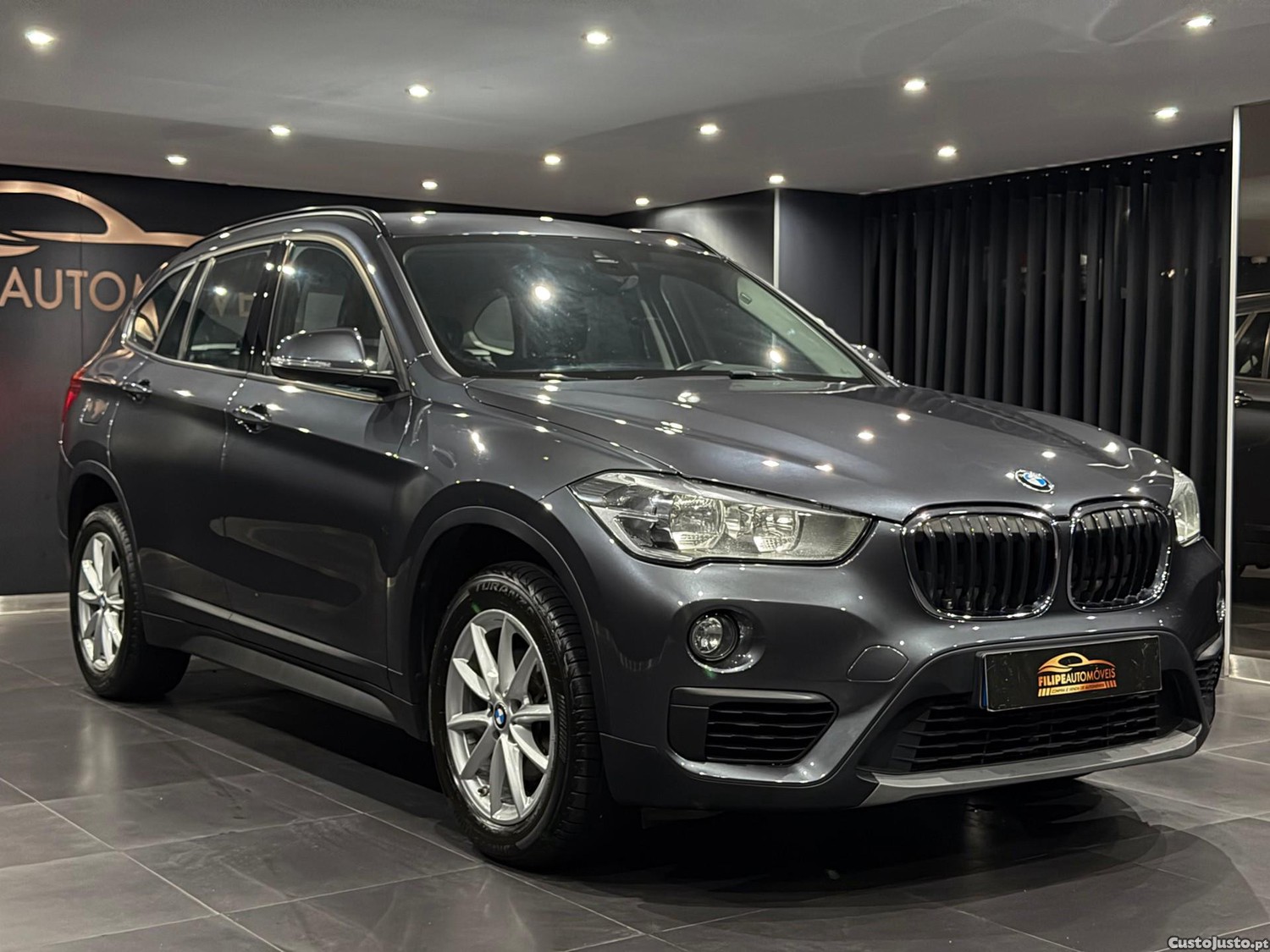 BMW X1 16 d sDrive Auto — fotografia 17