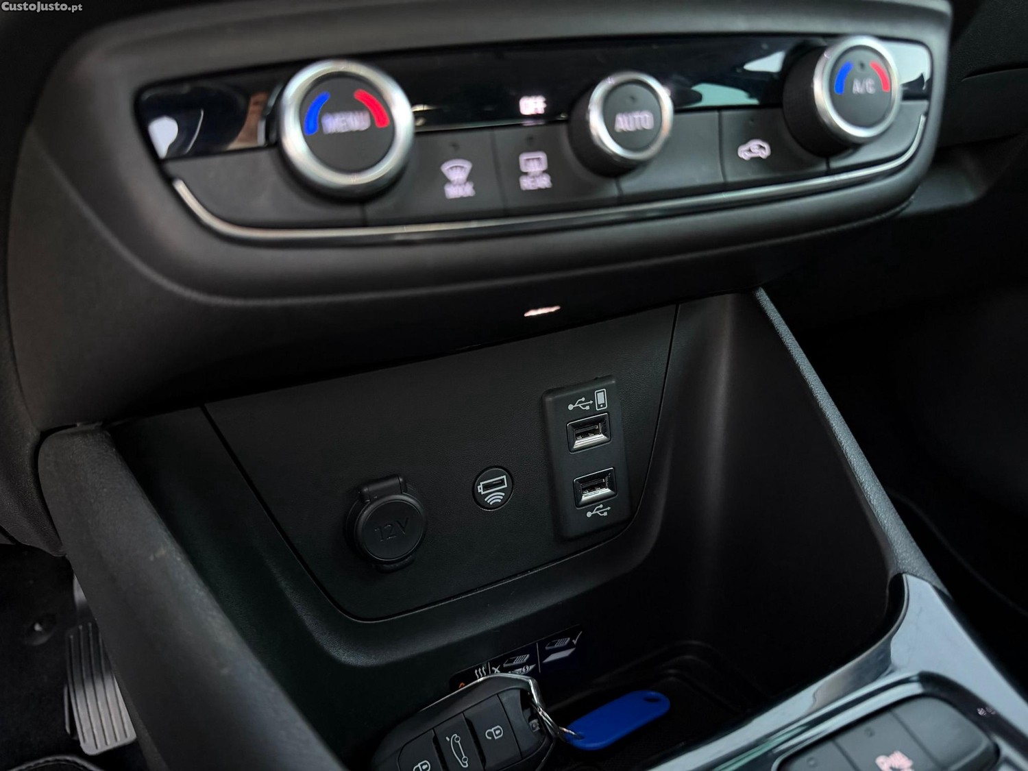 Opel Crossland X 1.2 Business Edition — fotografia 10