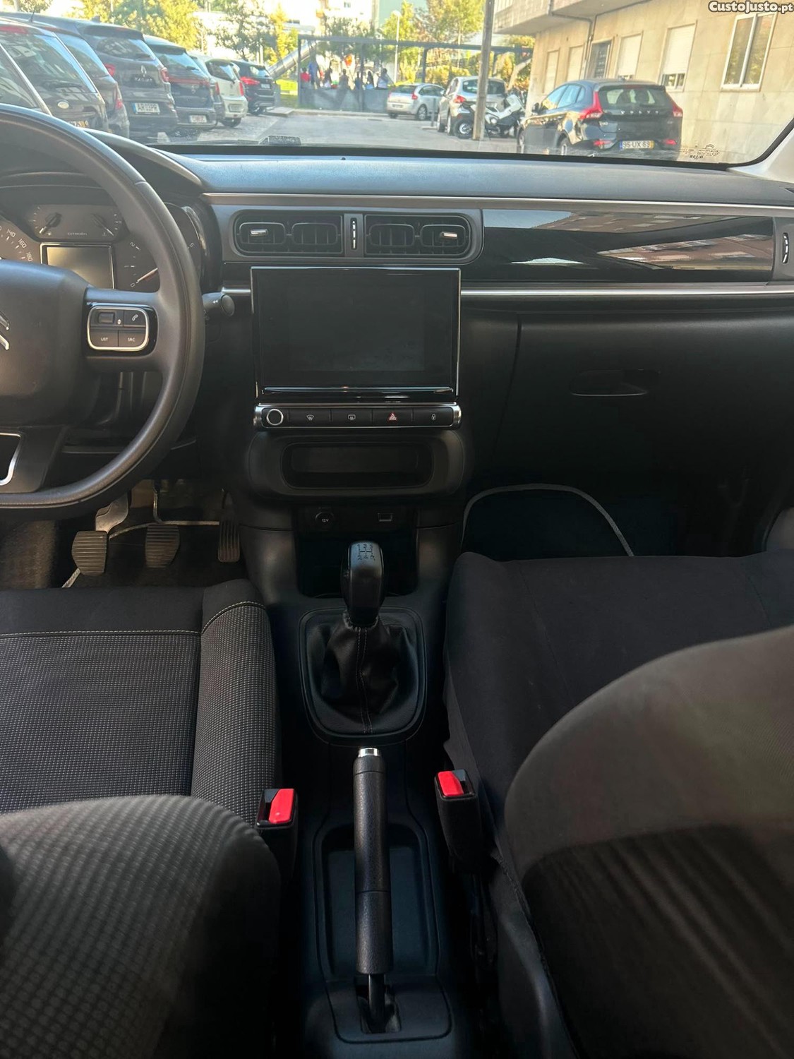 Citroën C3 PURE TECH PLUS — fotografia 3