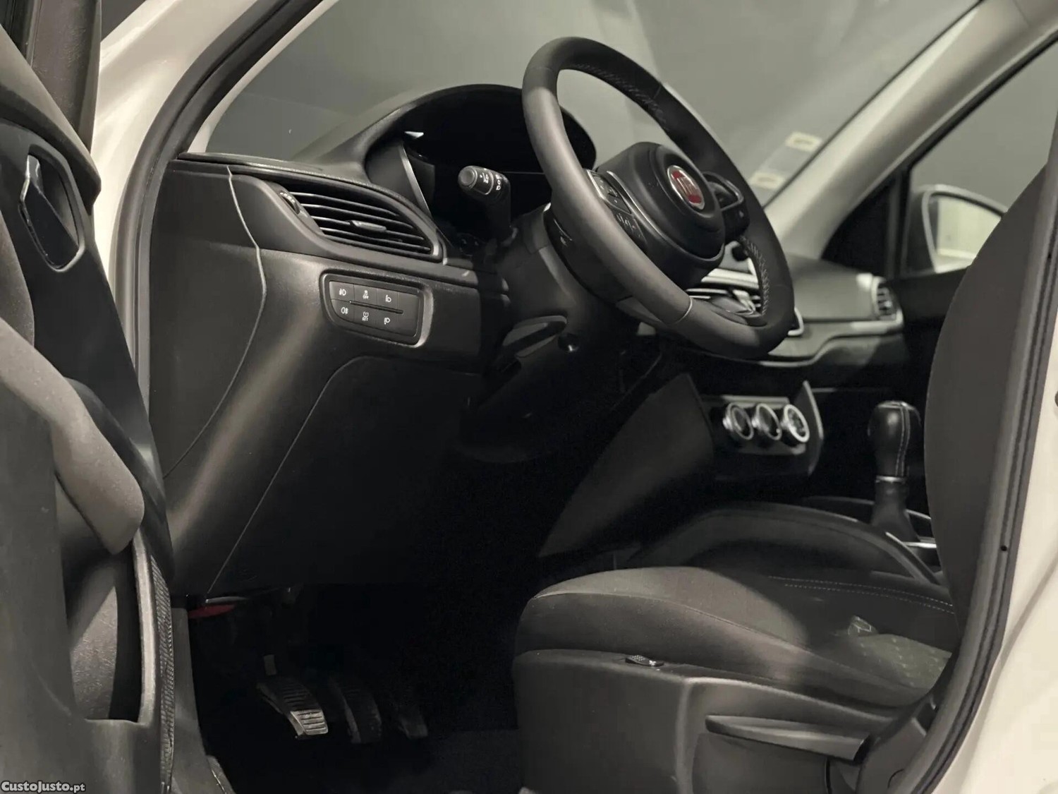 Fiat Tipo 1.3 Multijet City Cross — fotografia 11