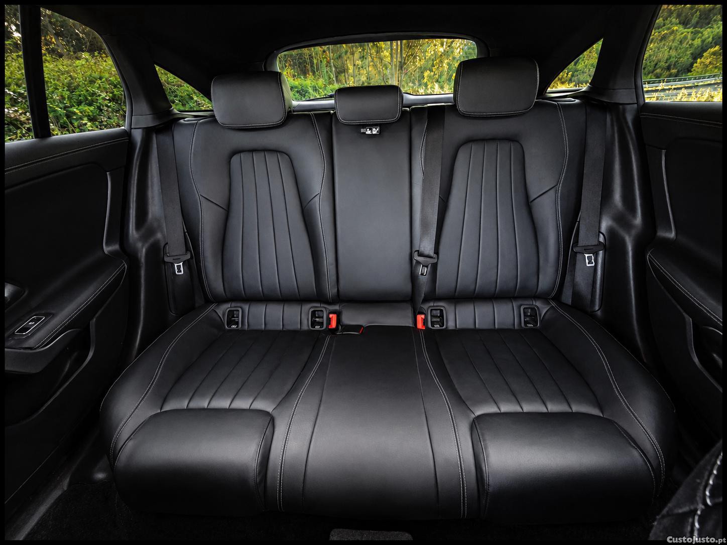 Mercedes-Benz CLA 250 e Shooting Brake 8G-DCT 218 cv | Bancos com massagem | Histórico — fotografia 11