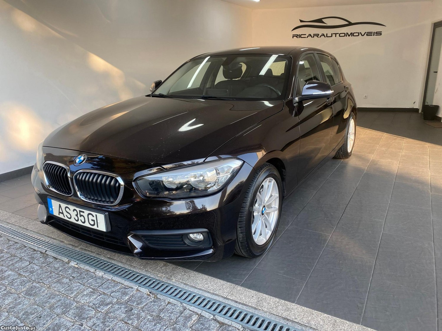 BMW 116 d EfficientDynamics Line Sport — fotografia 7
