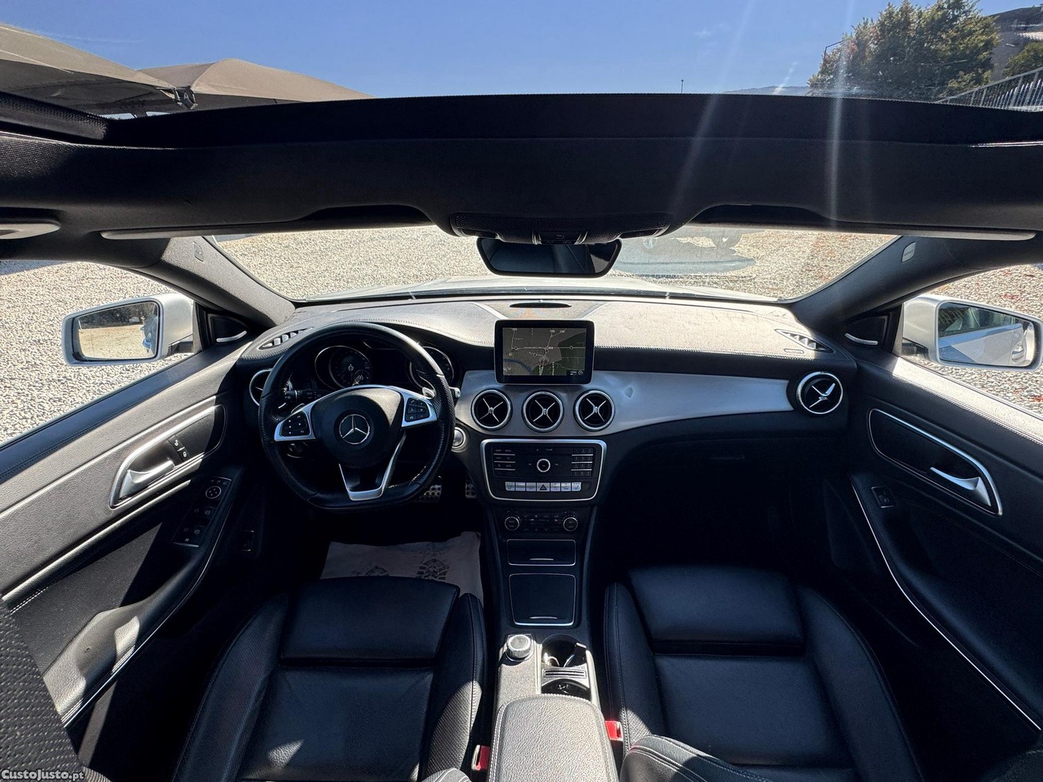 Mercedes-Benz CLA 200 d Shooting Brake AMG Line Aut. — fotografia 11