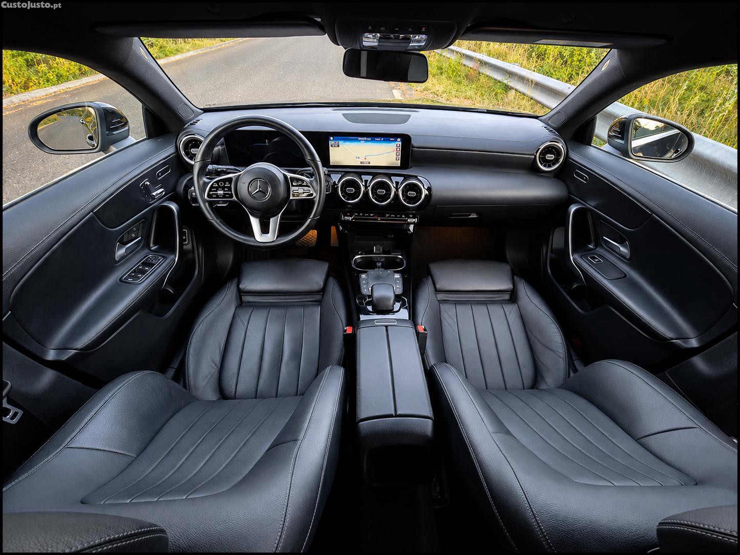 Mercedes-Benz CLA 250 e Shooting Brake 8G-DCT 218 cv | Bancos com massagem | Histórico — fotografia 12