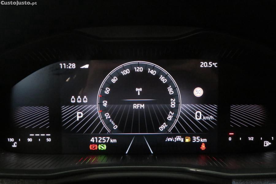 Skoda Kamiq 1.0 TSI Style DSG — fotografia 5