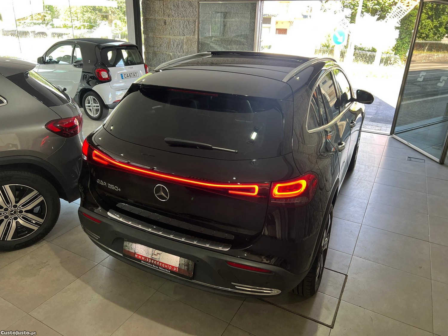 Mercedes-Benz EQA Progressive — fotografia 17