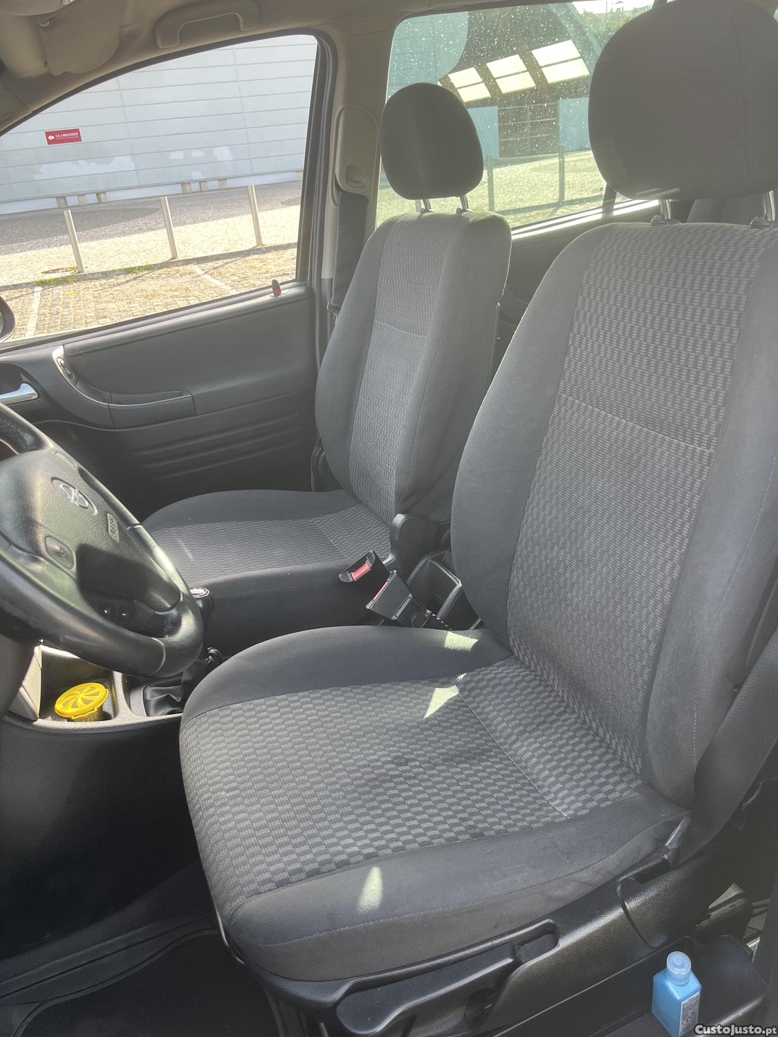 Opel Zafira 2.0DTI 100cv — fotografia 3