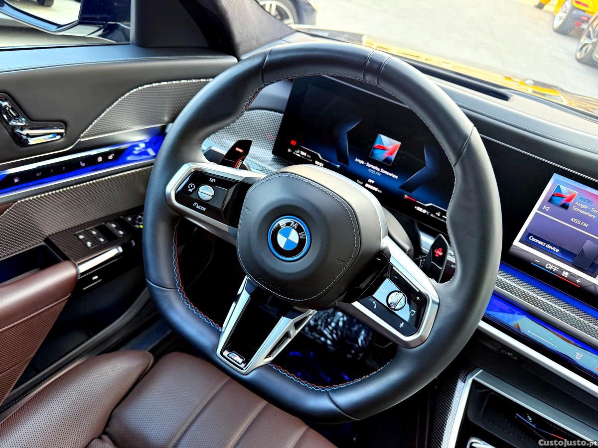 BMW 760 Me X-Drive — fotografia 50