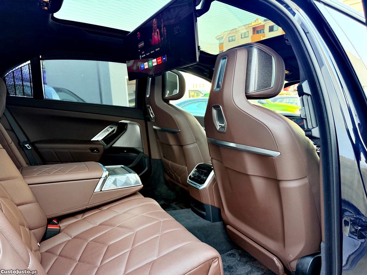 BMW 760 Me X-Drive — fotografia 29