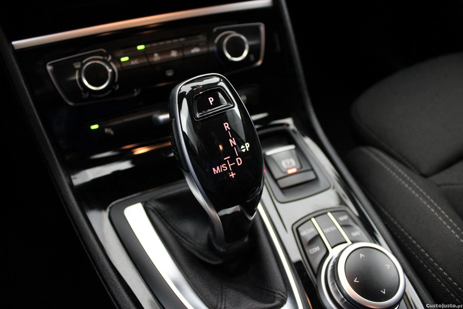 BMW 216 Gran Tourer 1.5 D (AUTO) — fotografia 12