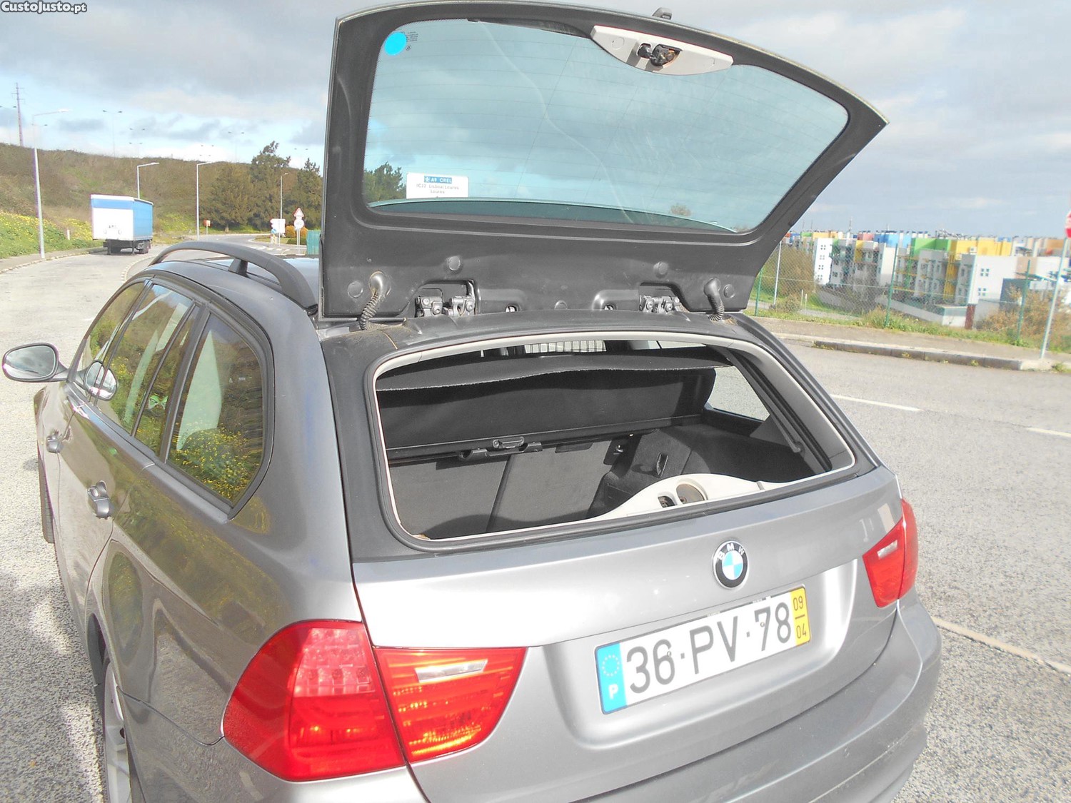 BMW 320 touring — fotografia 7