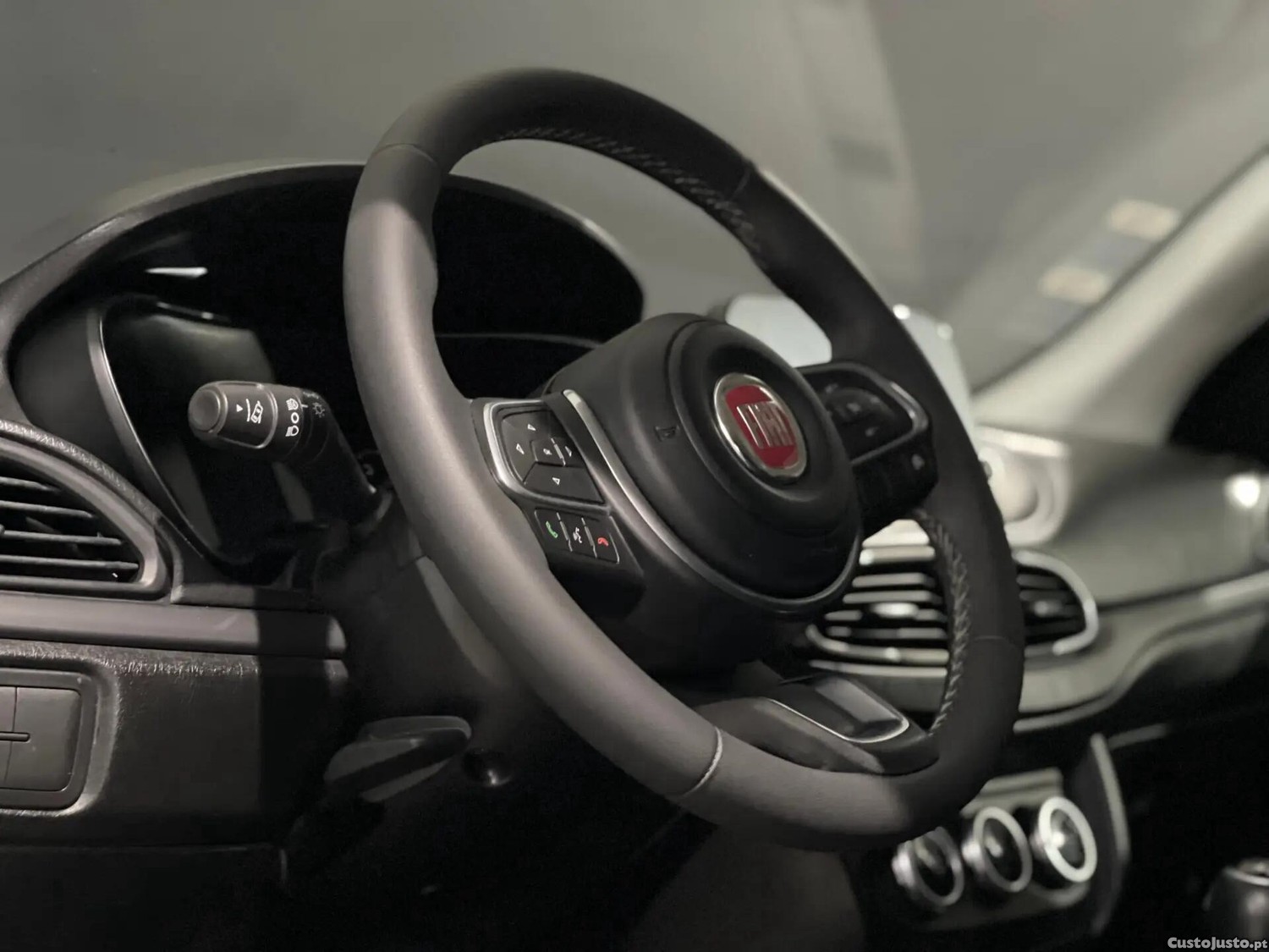 Fiat Tipo 1.3 Multijet City Cross — fotografia 8