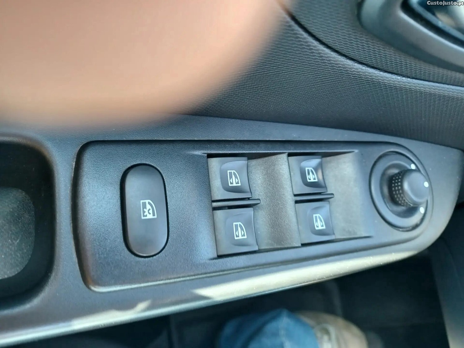 Renault Captur 0.9 TCE — fotografia 4