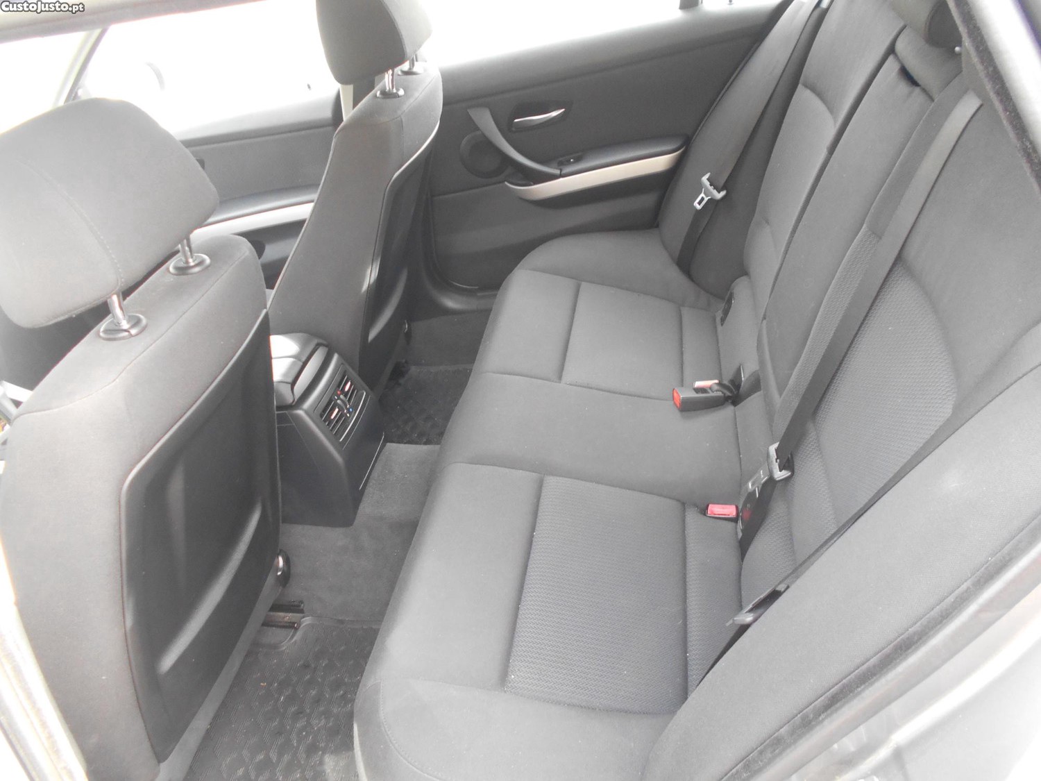 BMW 320 touring — fotografia 3