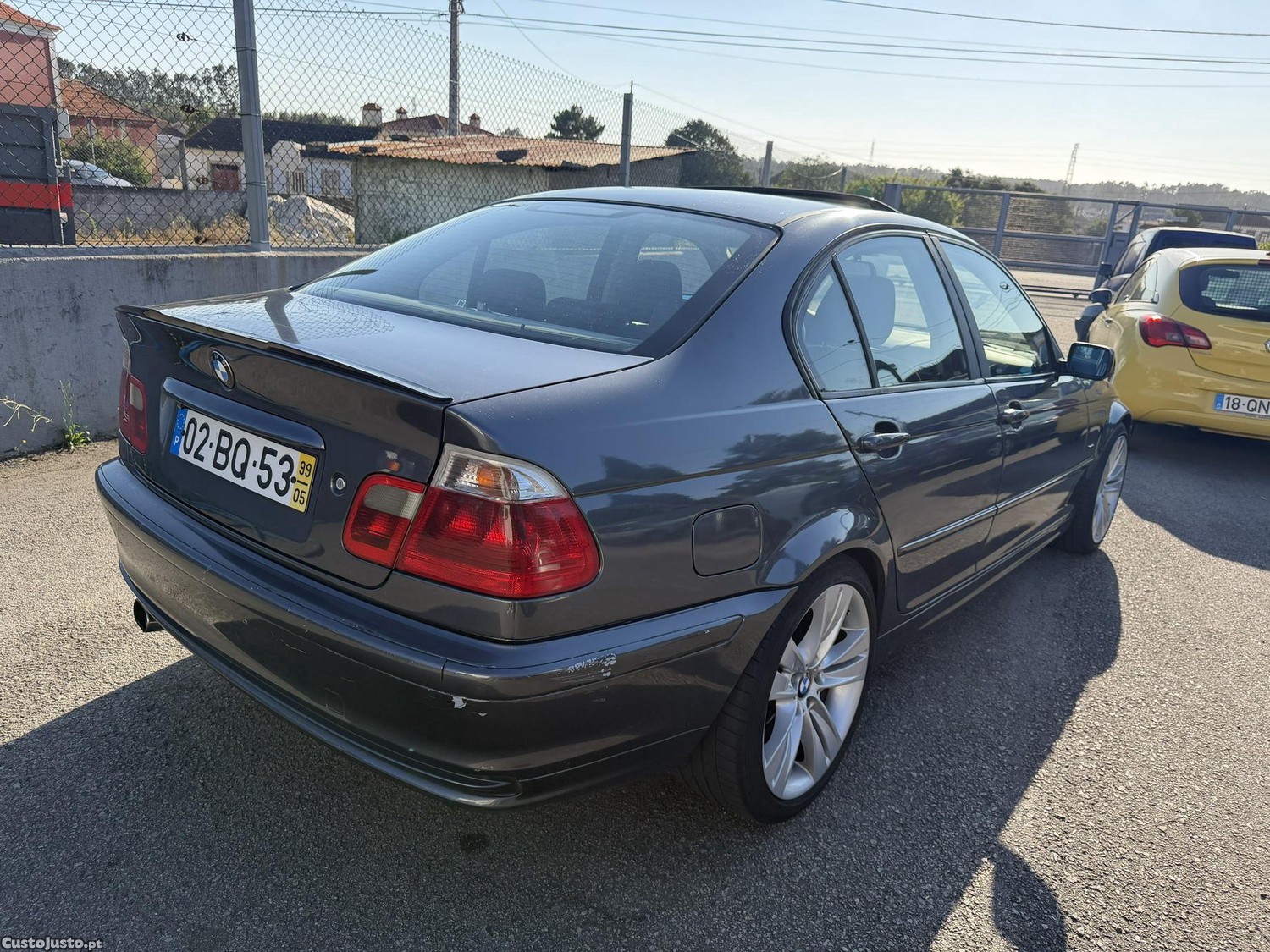 BMW 320 d — fotografia 12