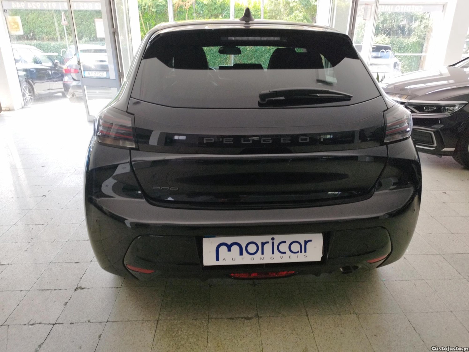 Peugeot 208 1.2 ALLURE — fotografia 6