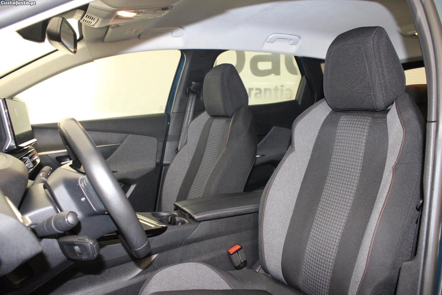 Peugeot 3008 1.5 BHDI ACTIVE — fotografia 10