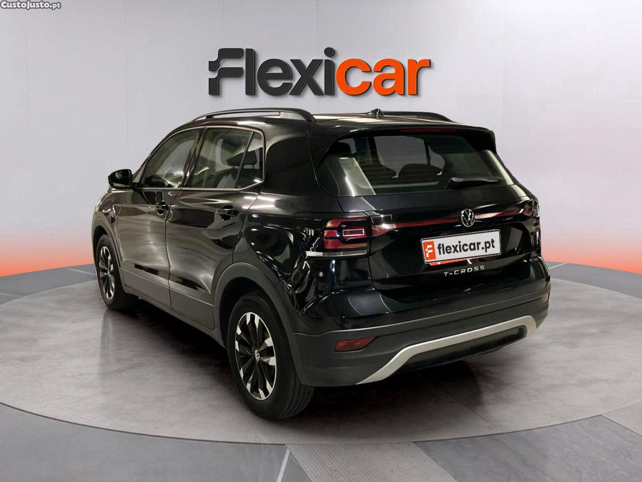 Volkswagen T-Cross 1.0 TSI Life DSG — fotografia 21