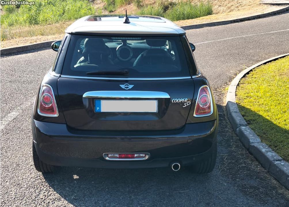 MINI Cooper D — fotografia 12