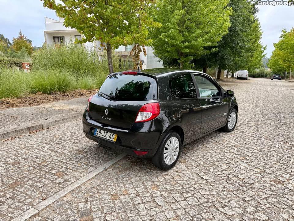 Renault Clio III 1.5DCI c/ac Comercial/1 dono — fotografia 8
