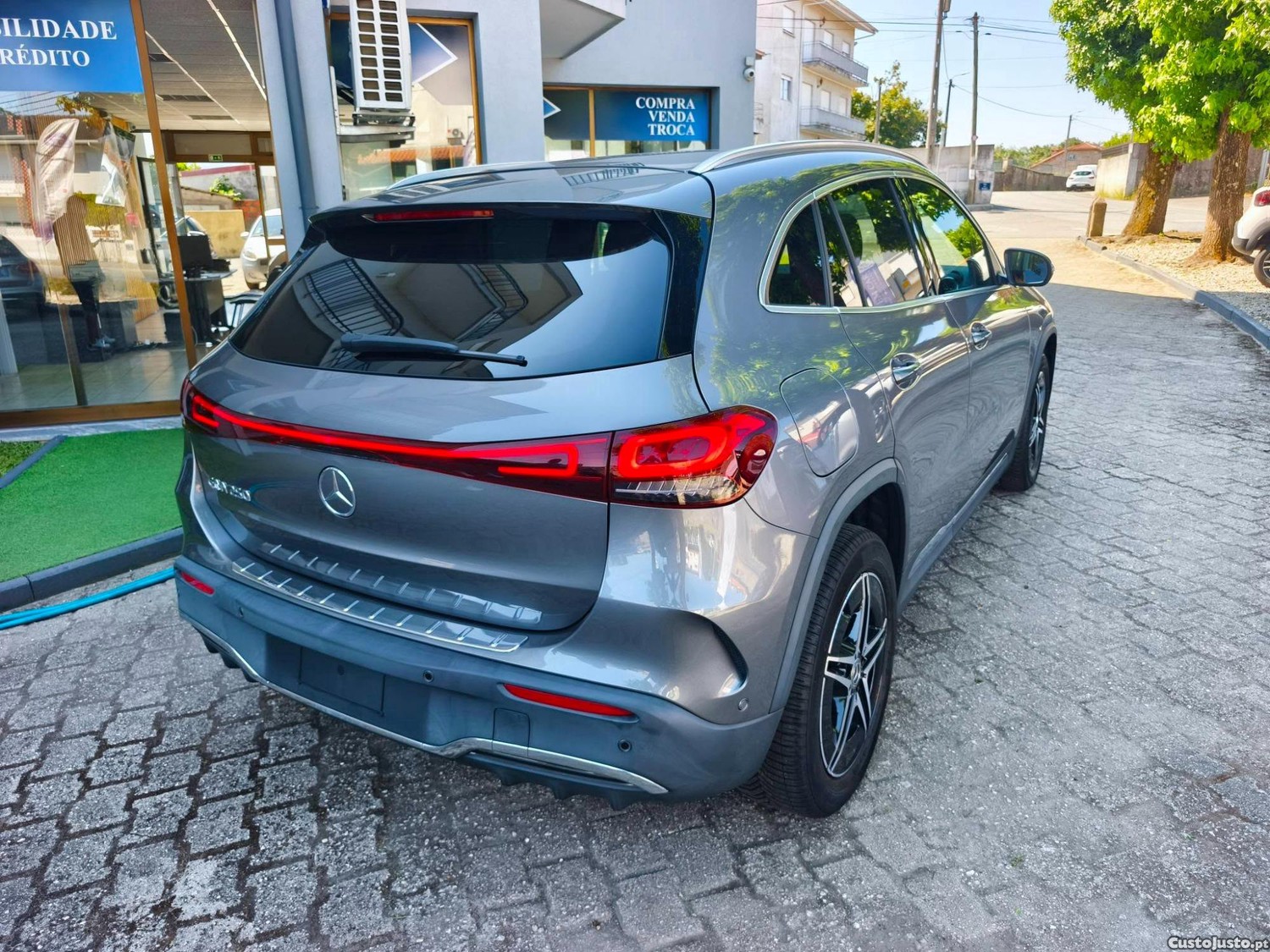 Mercedes-Benz EQA AMG — fotografia 7