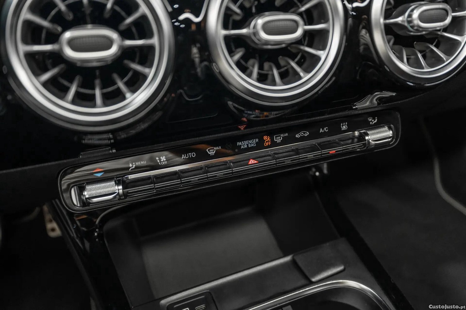 Mercedes-Benz CLA 250 e Shooting Brake AMG Line — fotografia 11