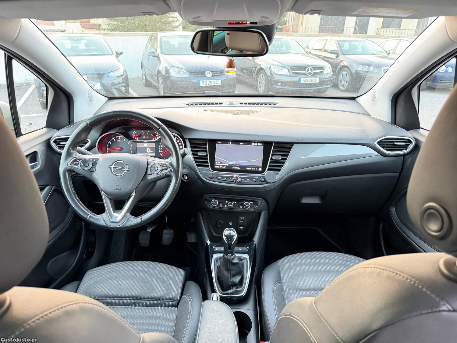 Opel Crossland X 1.2 Business Edition — fotografia 24