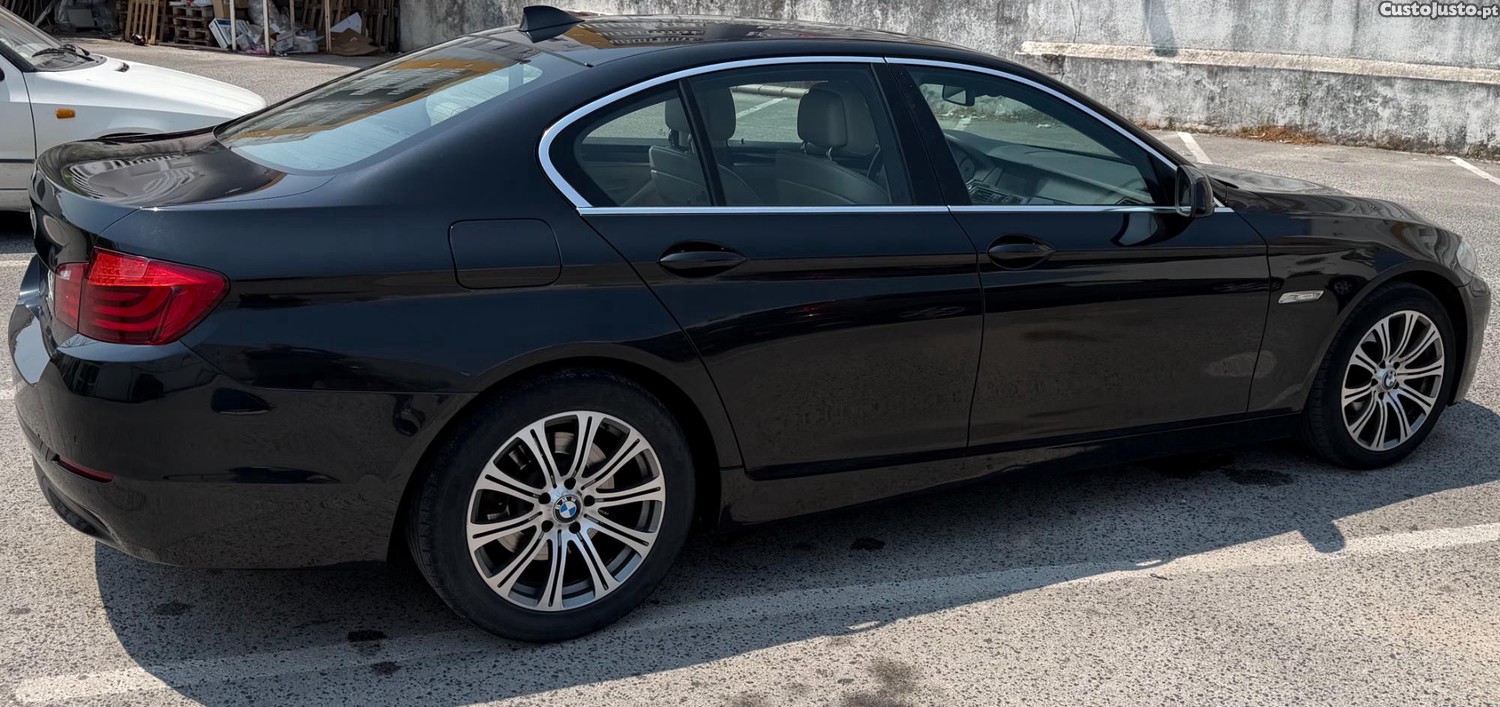 BMW 520 Luxury Line — fotografia 9
