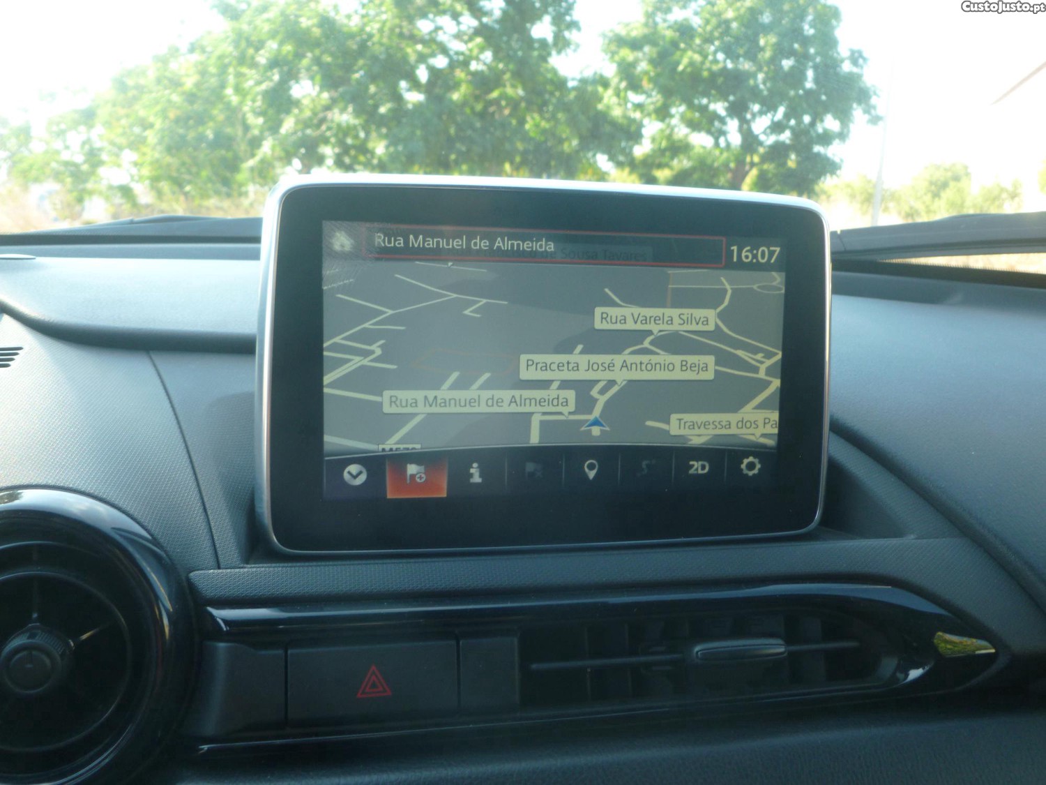 Mazda MX-5 1.5 SKYACTIV Technology — fotografia 4