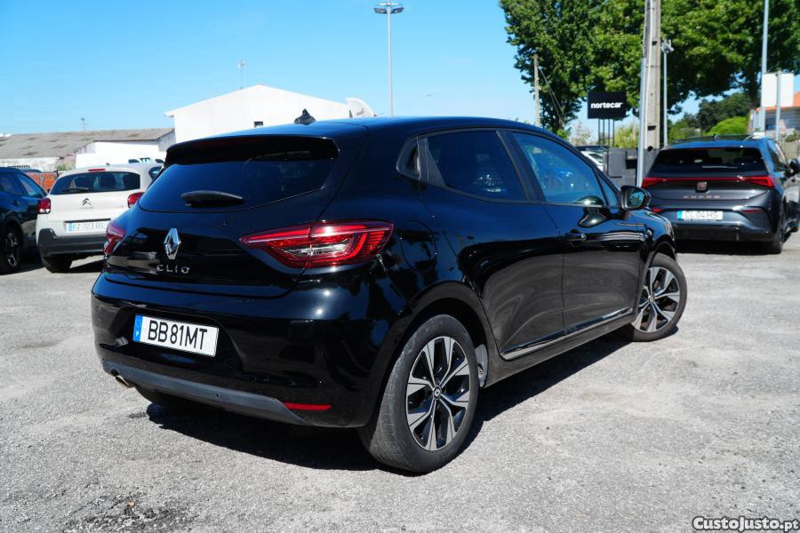 Renault Clio 1.0 TCe Evolution — fotografia 7